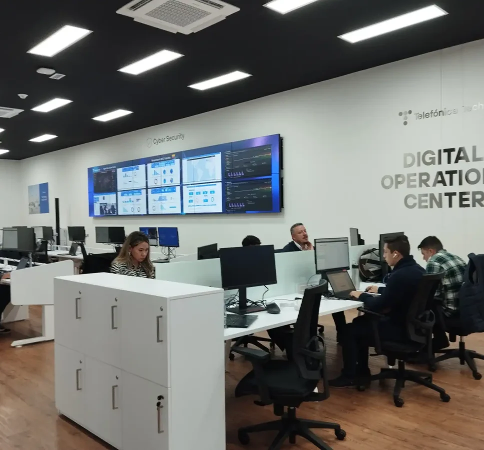 Telef Nica Inaugura Su Centro De Operaciones Digitales Doc En Bogot